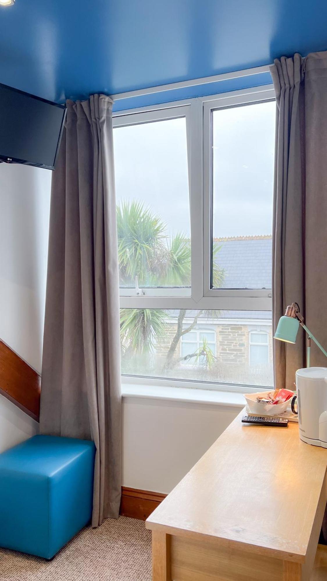 Town Lodge New Quay Rom bilde